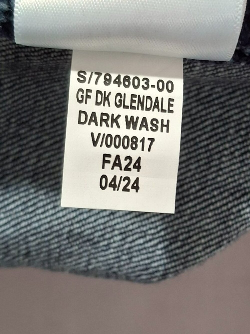 NWT Gap Girlfriend Jeans Womens Tall Dark Wash Mid Rise Tapered | Size 30 - Picture 7 of 13